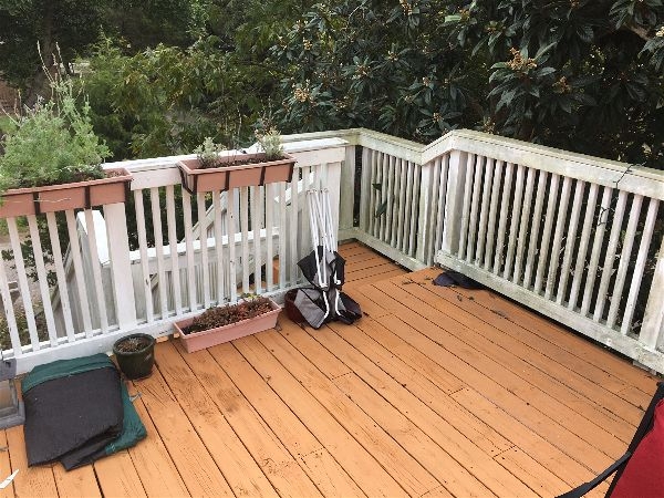 Evergreen Handyman Services Deck Cleaning